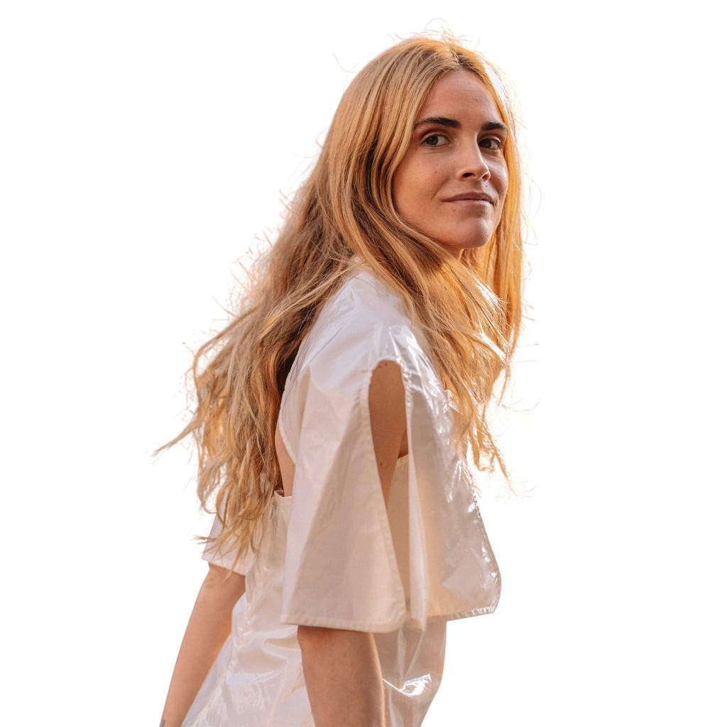 Hair Retouching Before