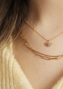 Jewelry photography with pixc retouch-