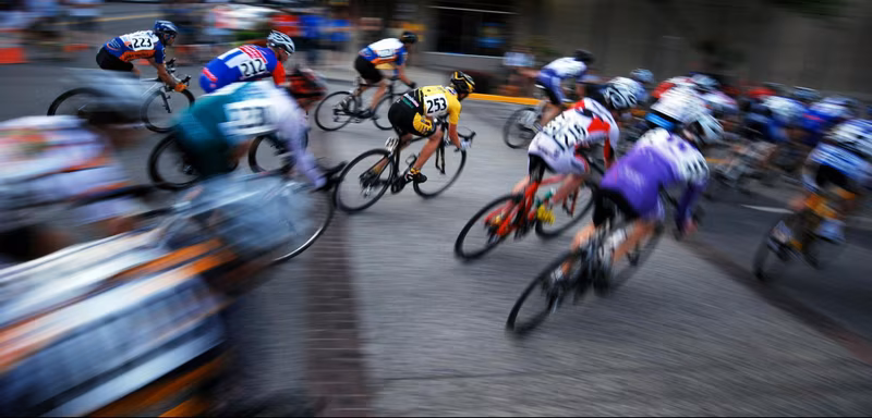 cycling-race-motion-blur