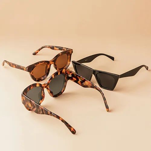 Eyeglass Color Correction Before