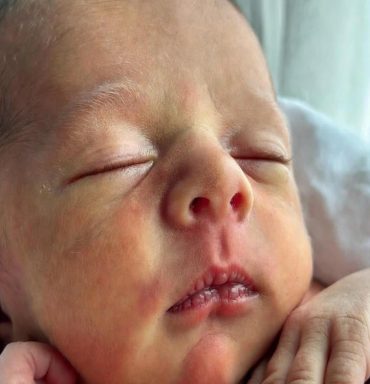 Top 10 Newborn Retouching Mistakes & How to Avoid Them